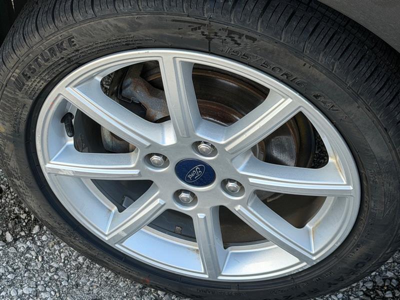 Ford Fiesta SE Sedan 2016