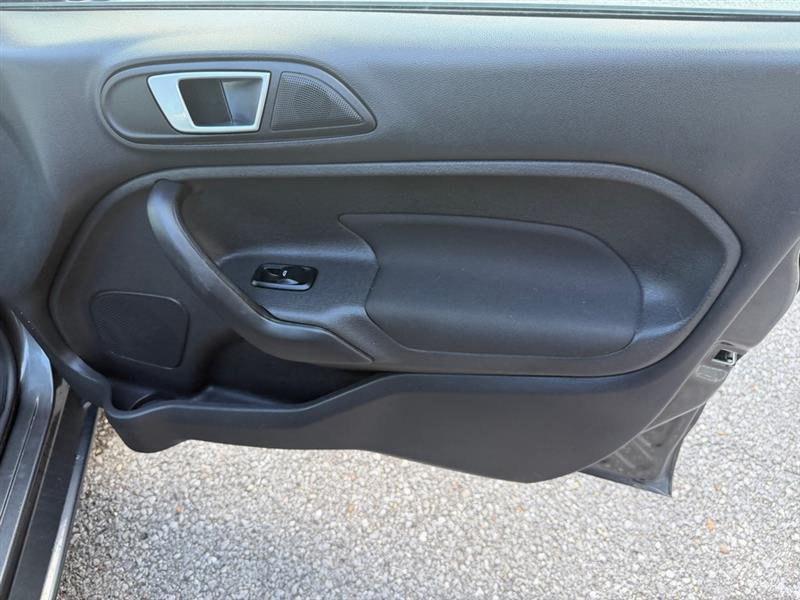 Ford Fiesta SE Sedan 2016