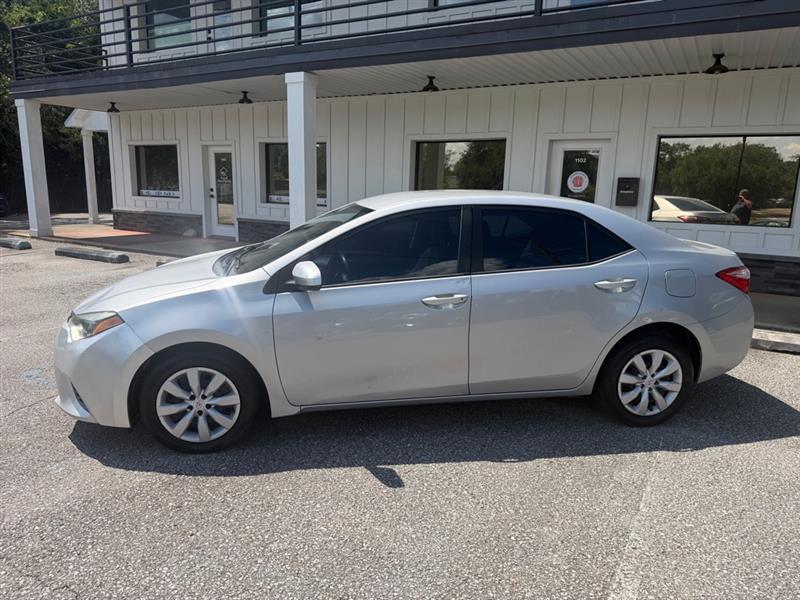 Toyota Corolla LE CVT 2015