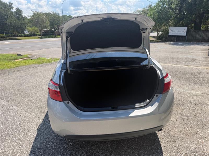 Toyota Corolla LE CVT 2015