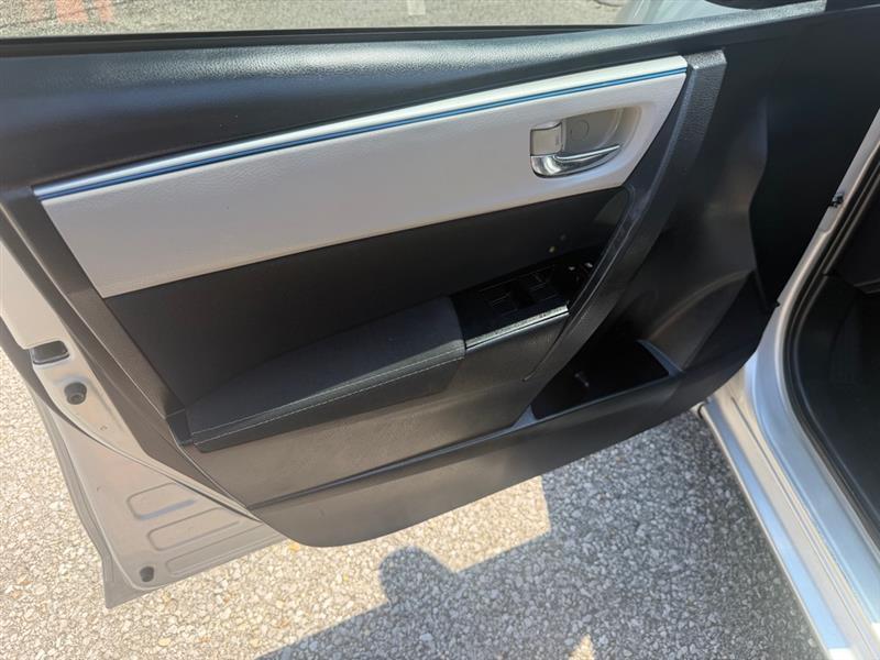 Toyota Corolla LE CVT 2015