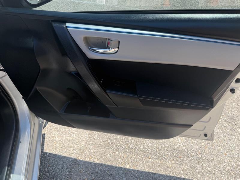 Toyota Corolla LE CVT 2015