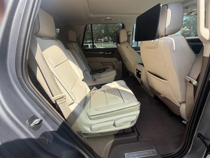 GMC Yukon Denali 2WD 2021