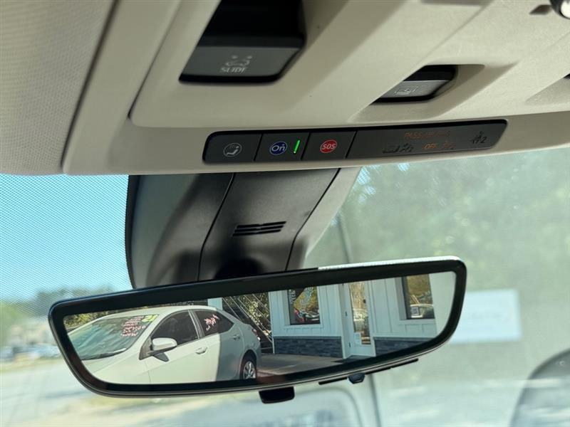GMC Yukon Denali 2WD 2021