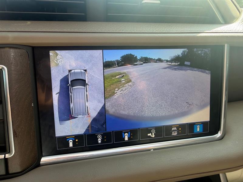 GMC Yukon Denali 2WD 2021
