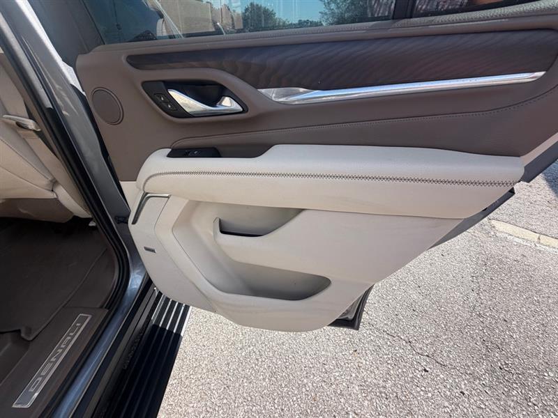 GMC Yukon Denali 2WD 2021