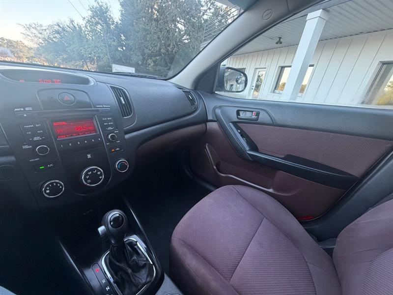 Kia Forte EX 2011