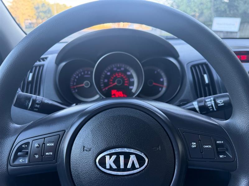 Kia Forte EX 2011