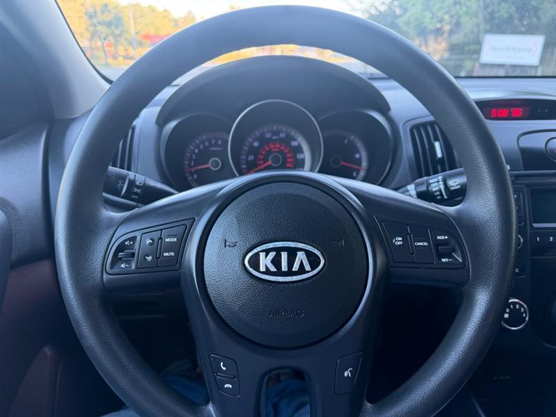 Kia Forte EX 2011