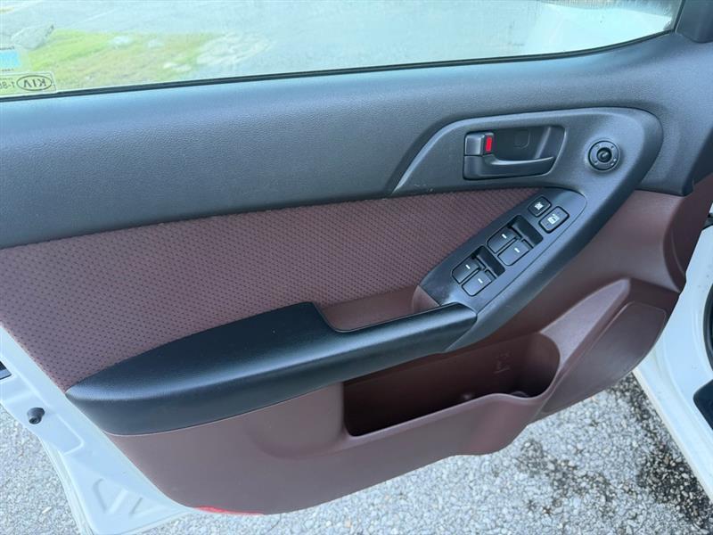 Kia Forte EX 2011