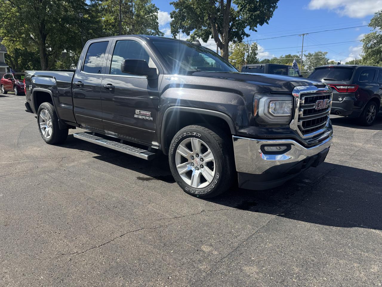 2016 GMC Sierra 1500 SLE Double Cab 4WD