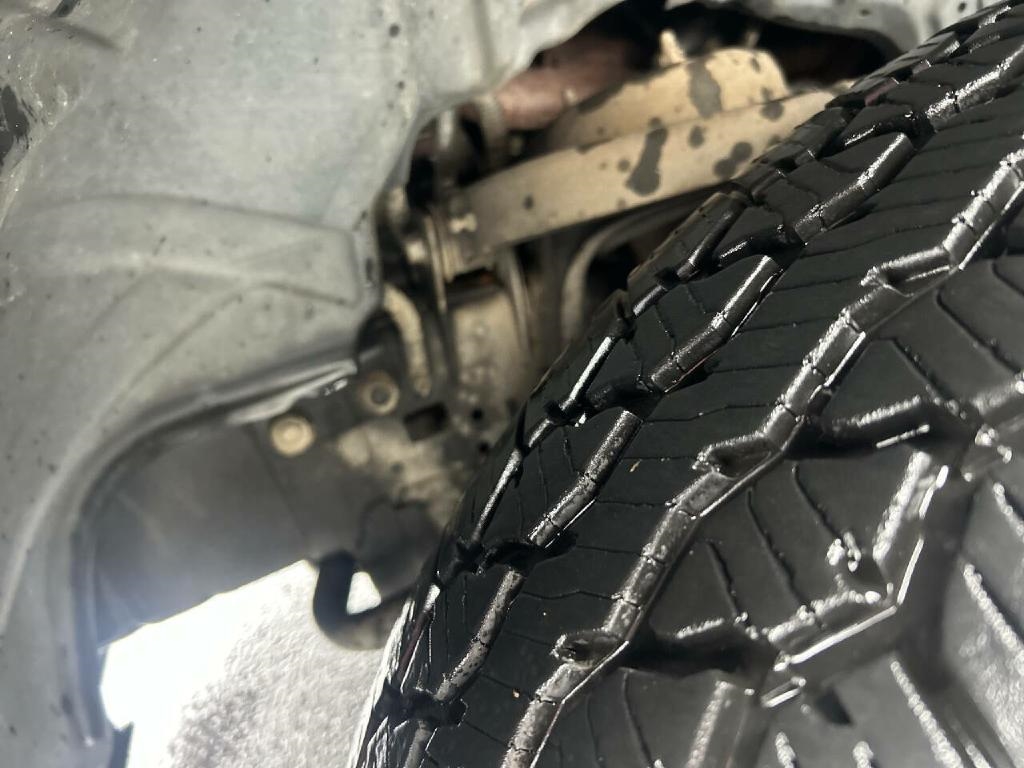 RAM 1500 SLT Quad Cab 4WD 2016