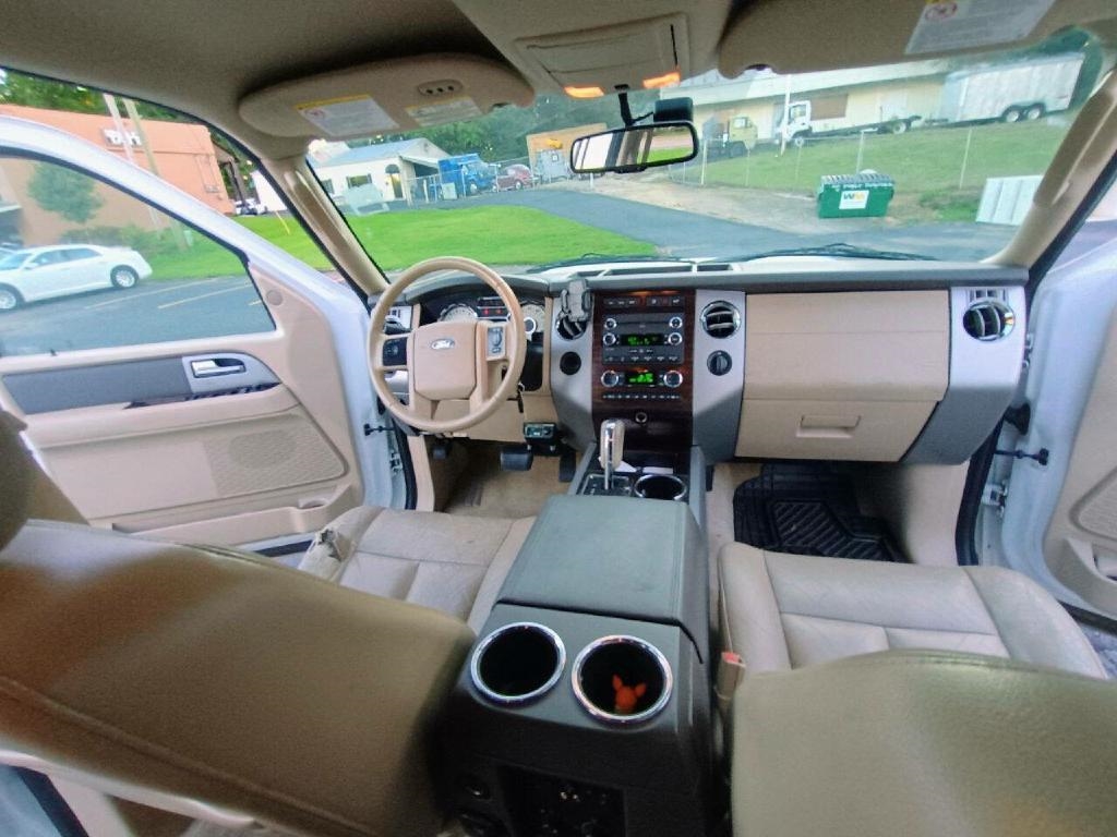 Ford Expedition King Ranch 2WD 2012
