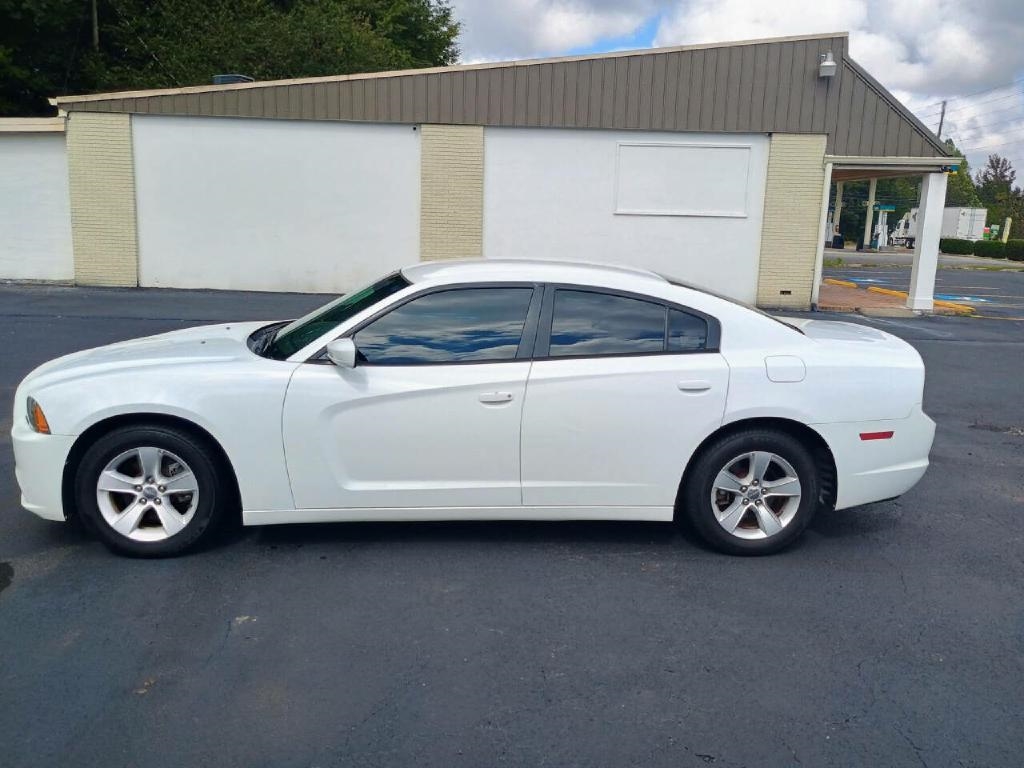 Dodge Charger SE 2014