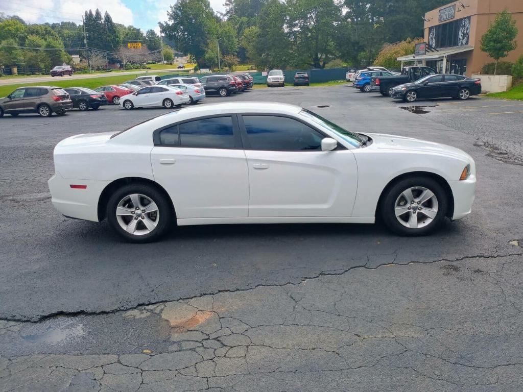Dodge Charger SE 2014