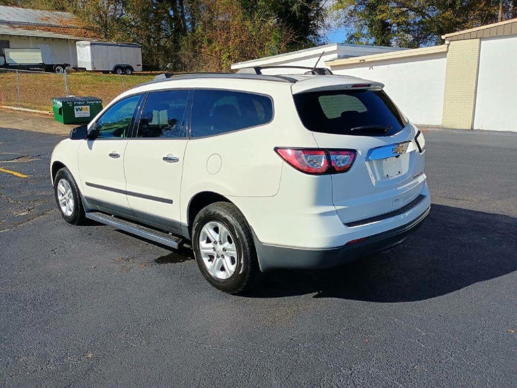 Chevrolet Traverse LS FWD w/PDC 2014