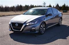 2019 Nissan Altima 