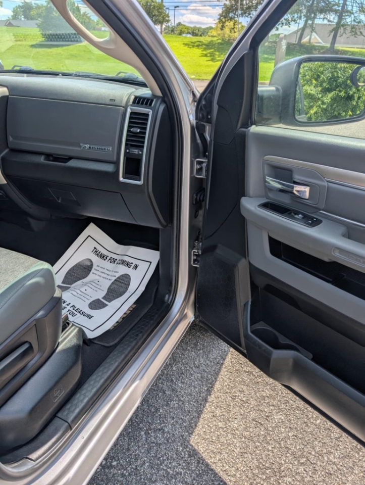 RAM 1500 Classic Tradesman Crew Cab LWB 2WD 2019