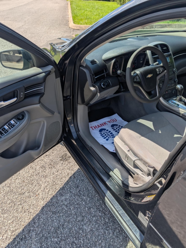 Chevrolet Malibu LS 2013