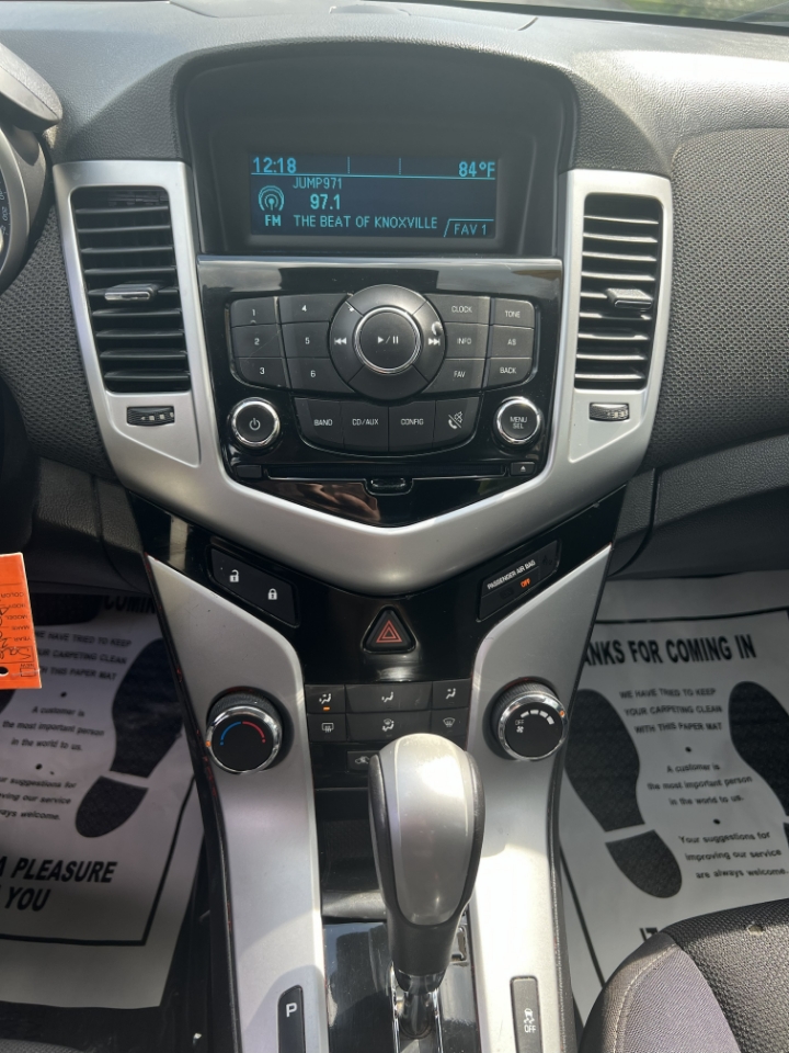 Chevrolet Cruze 1LT 2012