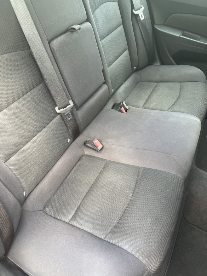 Chevrolet Cruze 1LT 2012