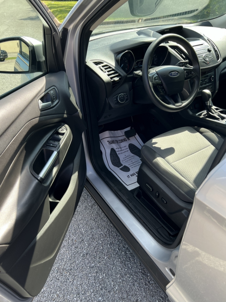 Ford Escape SE FWD 2017