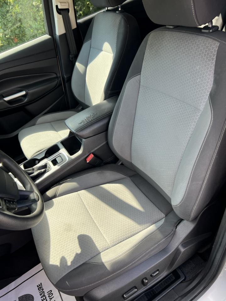 Ford Escape SE FWD 2017