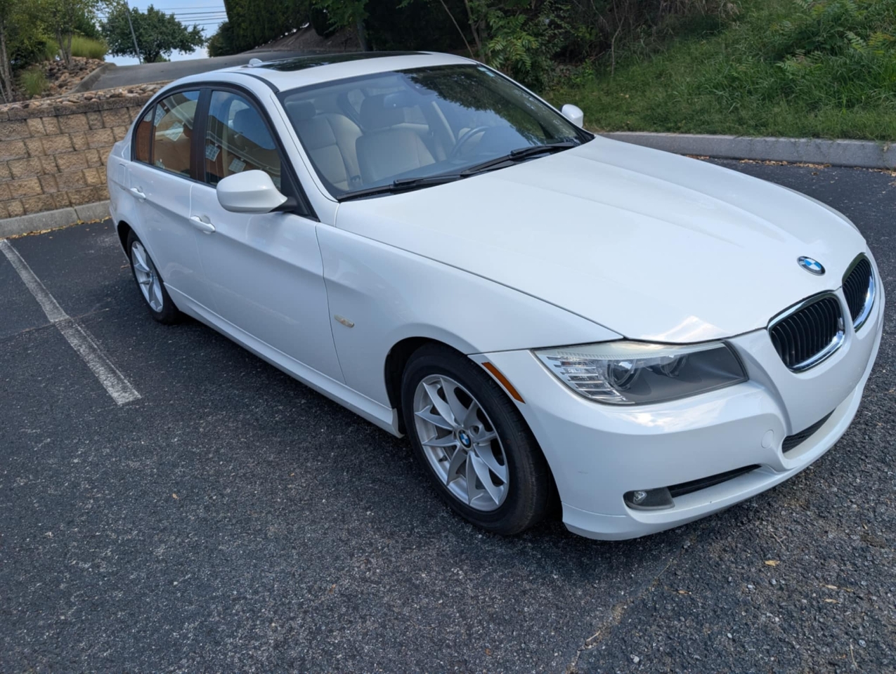BMW 3-Series 328i 2010