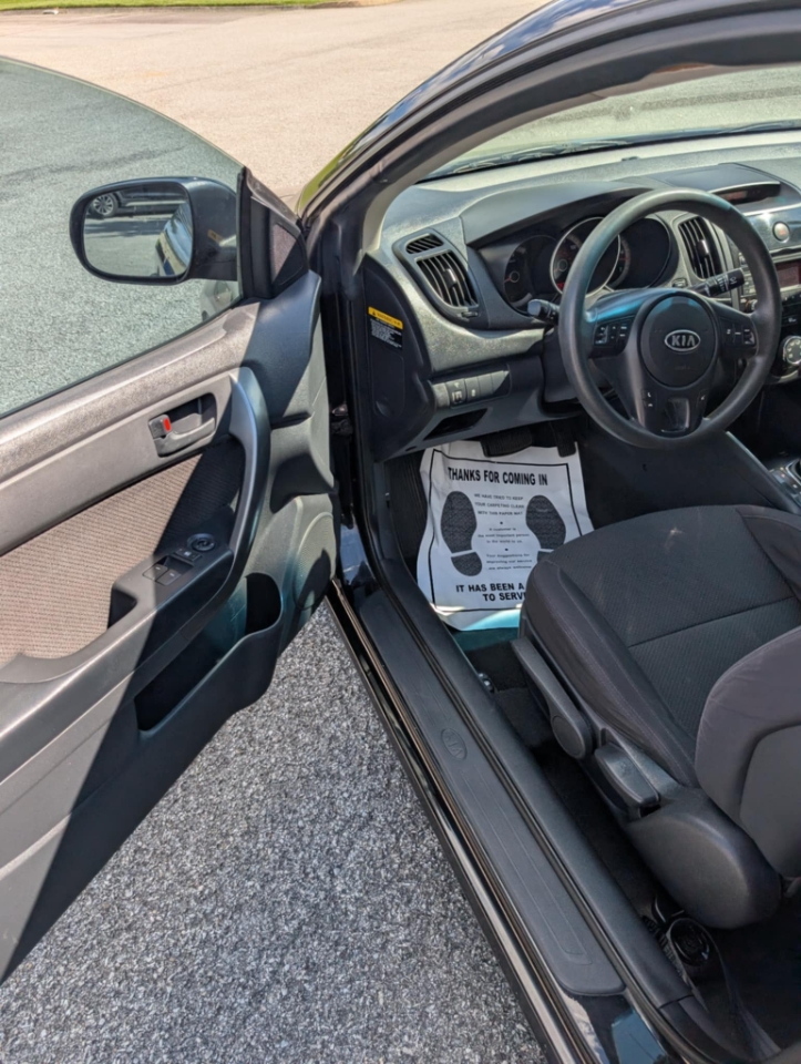 Kia Forte Koup EX 2012