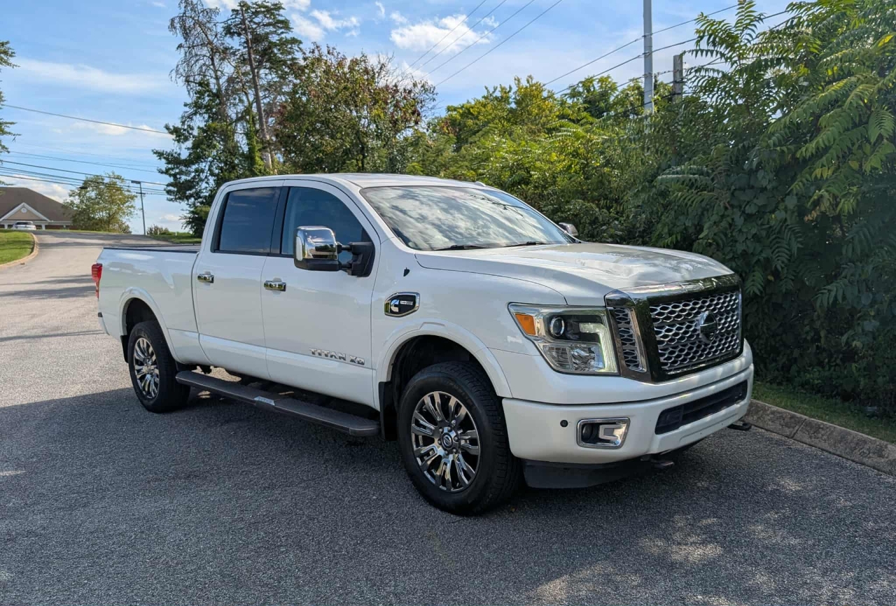 Nissan Titan XD S 4WD Diesel 2016