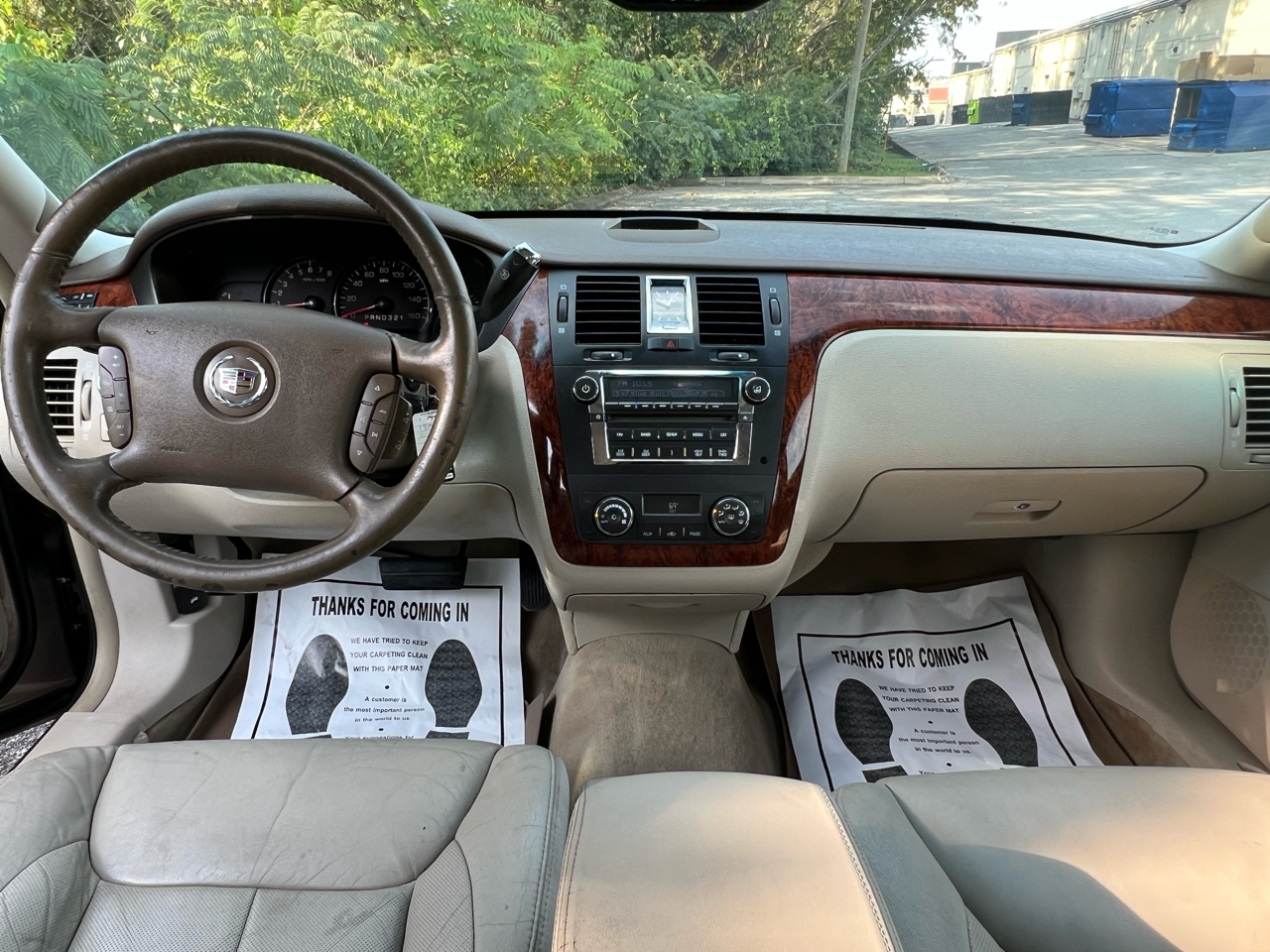 Cadillac DTS Sedan 2006