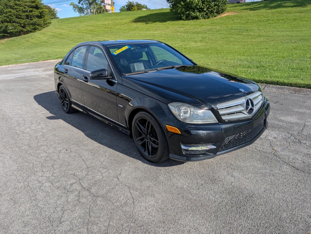 Mercedes-Benz C-Class C250 Luxury Sedan 2012