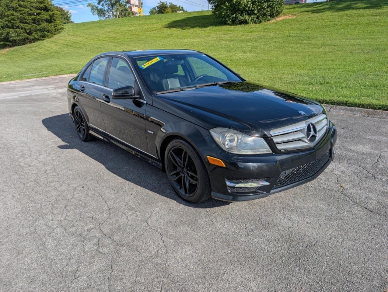 Mercedes-Benz C-Class C250 Luxury Sedan 2012