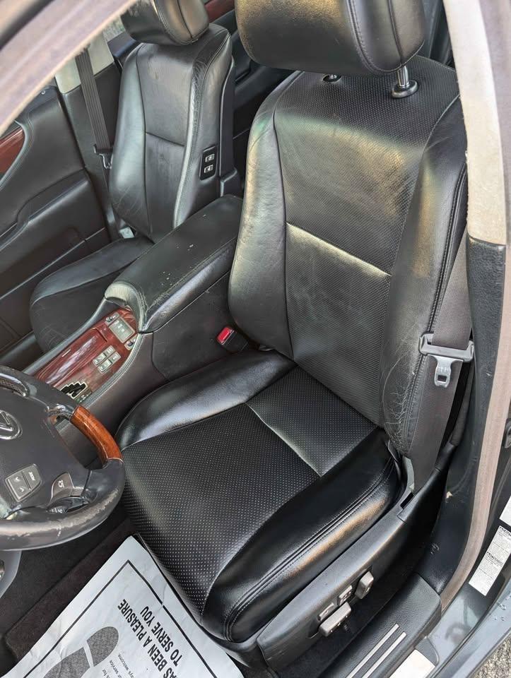 Lexus LS 460 L Luxury Sedan AWD 2009