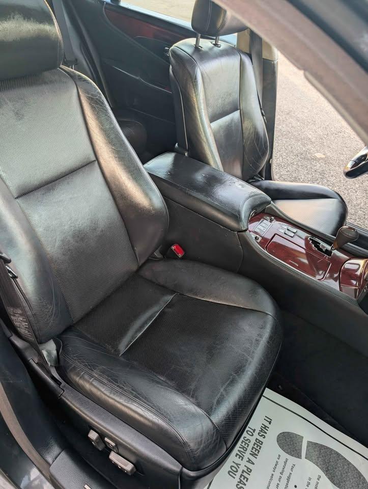 Lexus LS 460 L Luxury Sedan AWD 2009