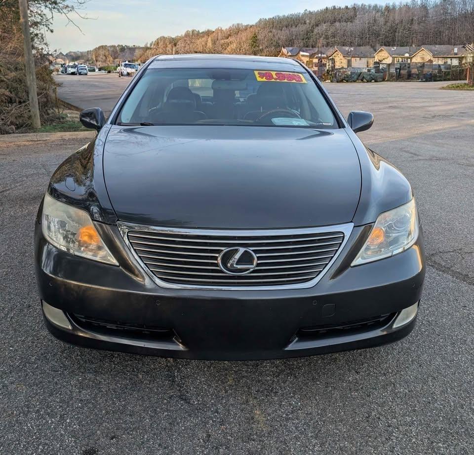 Lexus LS 460 L Luxury Sedan AWD 2009