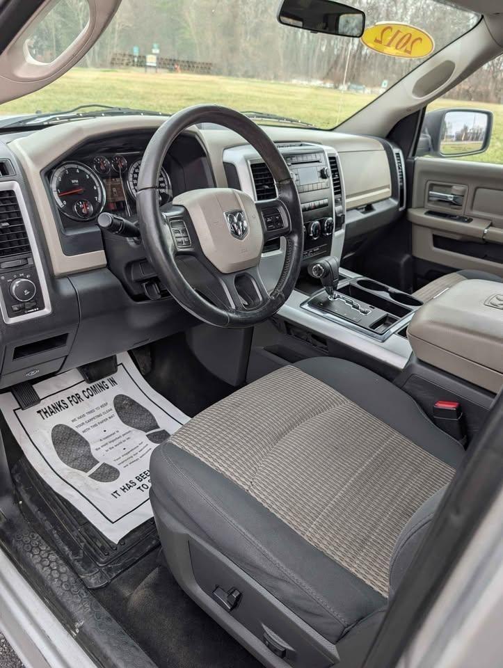 RAM 1500 SLT Crew Cab 2WD 2012
