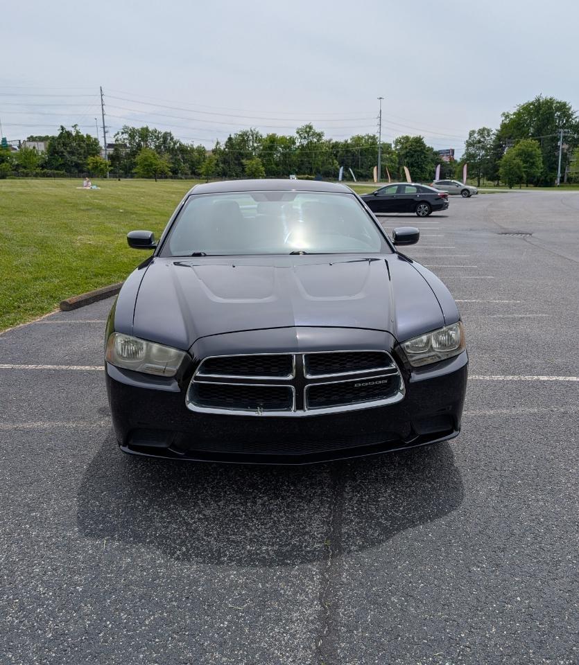 Dodge Charger SE 2012