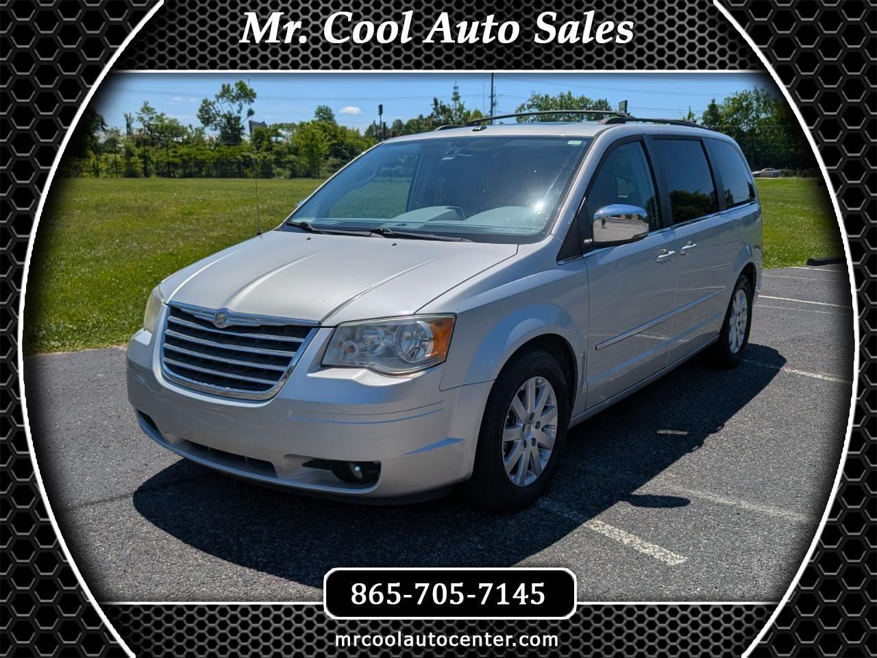 Chrysler Town & Country Touring 2010
