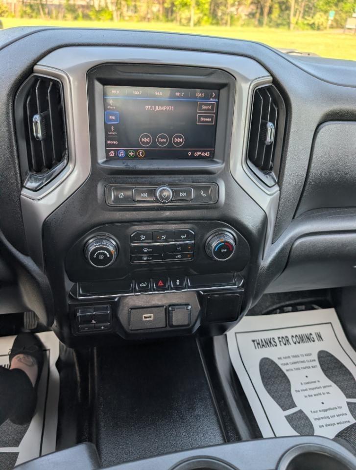 Chevrolet Silverado 2500HD Custom Crew Cab Short Box 4WD 2020