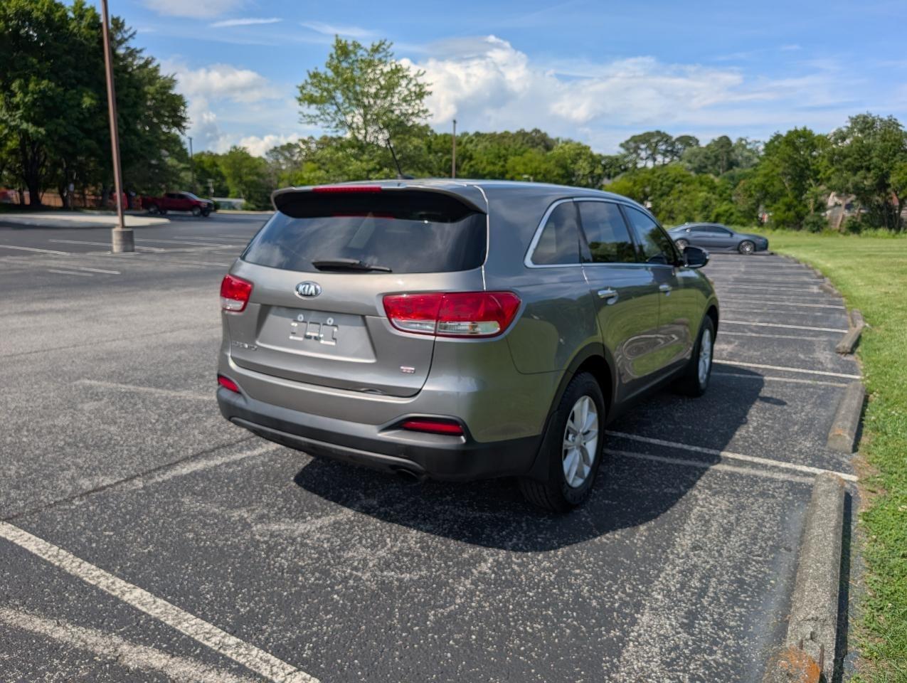 Kia Sorento L 2WD 2017