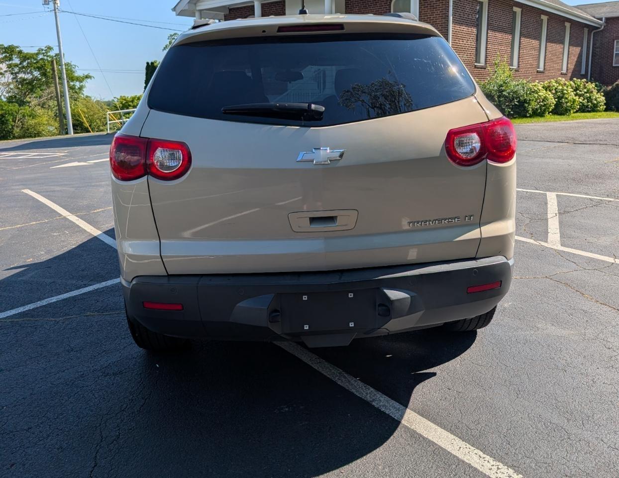 Chevrolet Traverse LT FWD 2012