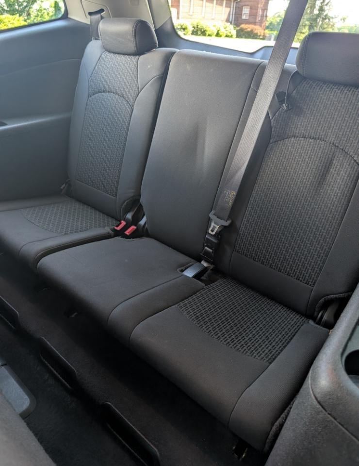 Chevrolet Traverse LT FWD 2012