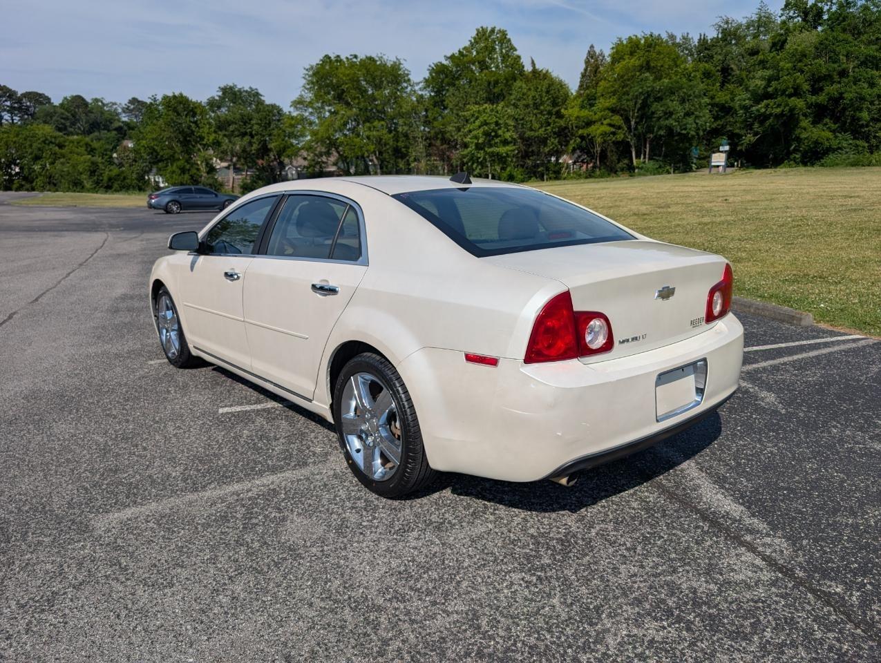 Chevrolet Malibu 1LT 2012