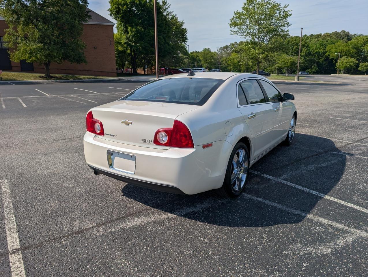 Chevrolet Malibu 1LT 2012