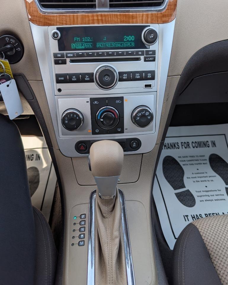 Chevrolet Malibu 1LT 2012