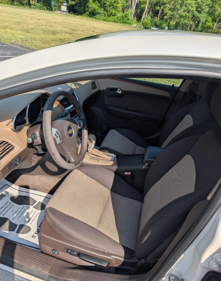 Chevrolet Malibu 1LT 2012