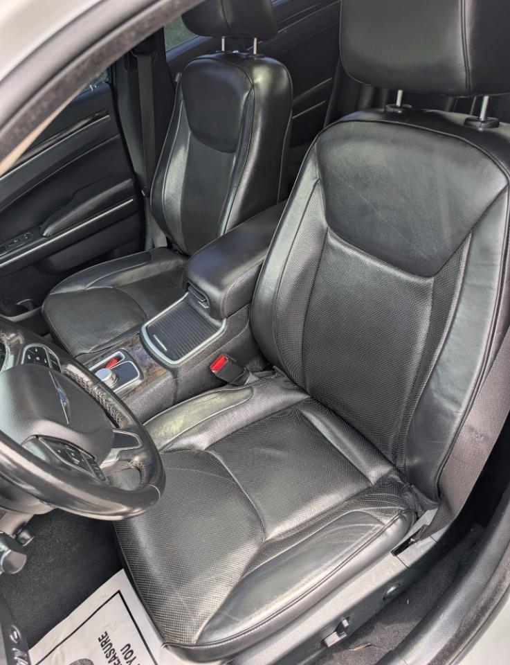 Chrysler 300 Limited RWD 2020