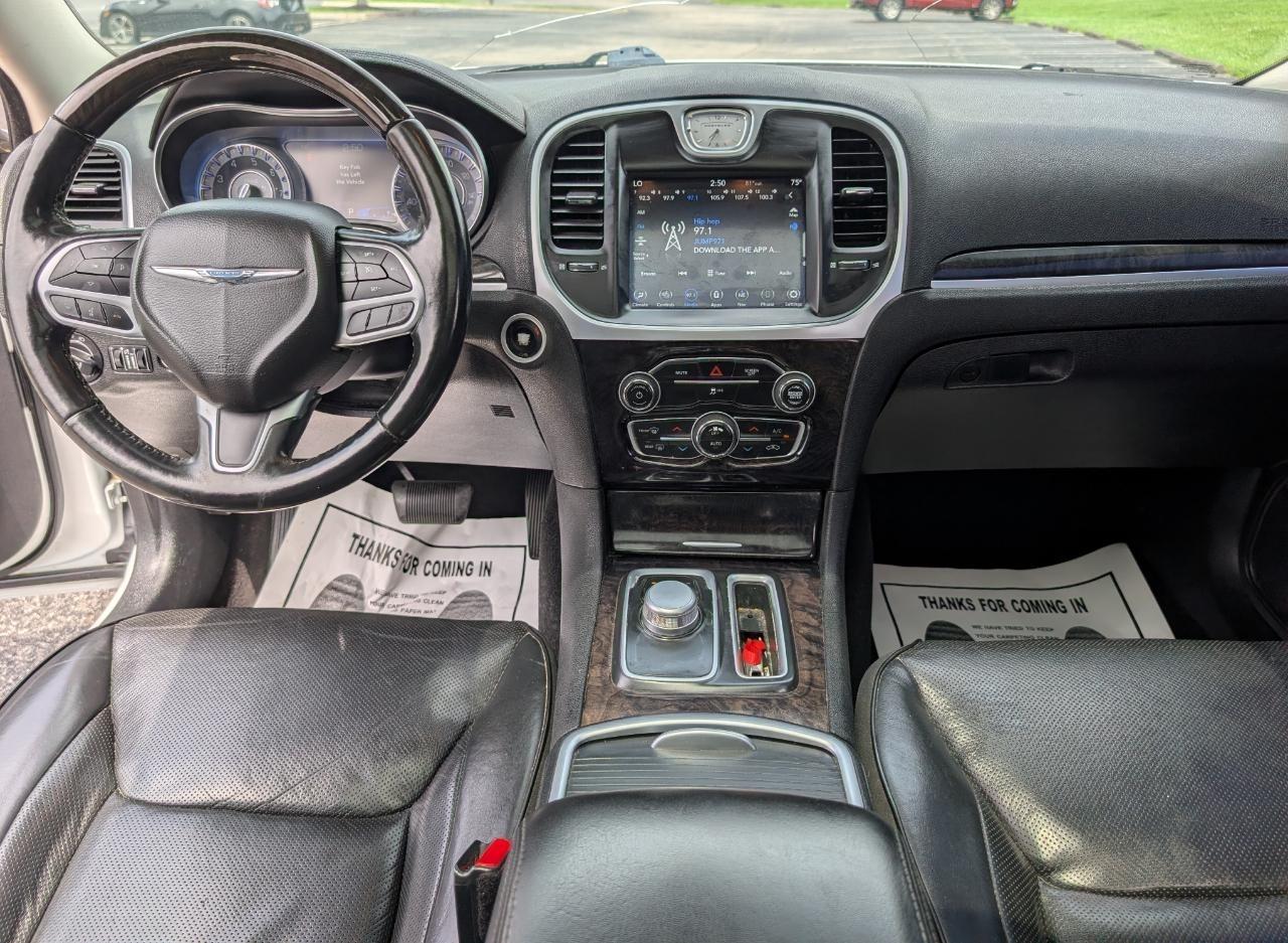Chrysler 300 Limited RWD 2020