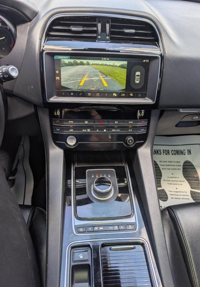 Jaguar F-Pace 25t Premium 2020